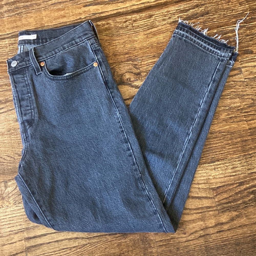 Levi’s Wedgie Straight